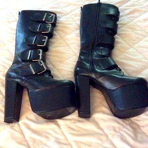 Black Buckle Platform Rock Goth Emo Boots size 8